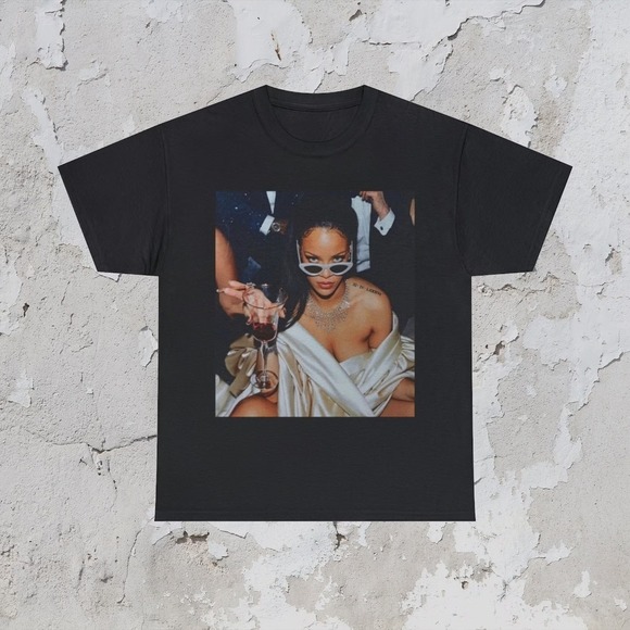 Other - Rihanna Tshirt Hip Hop Clothing